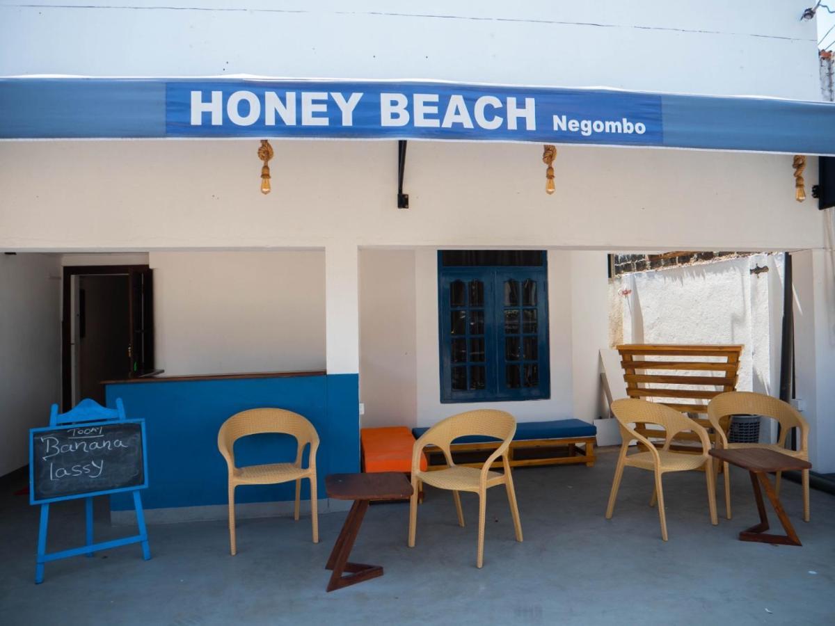 Honey Beach 니곰보 외부 사진